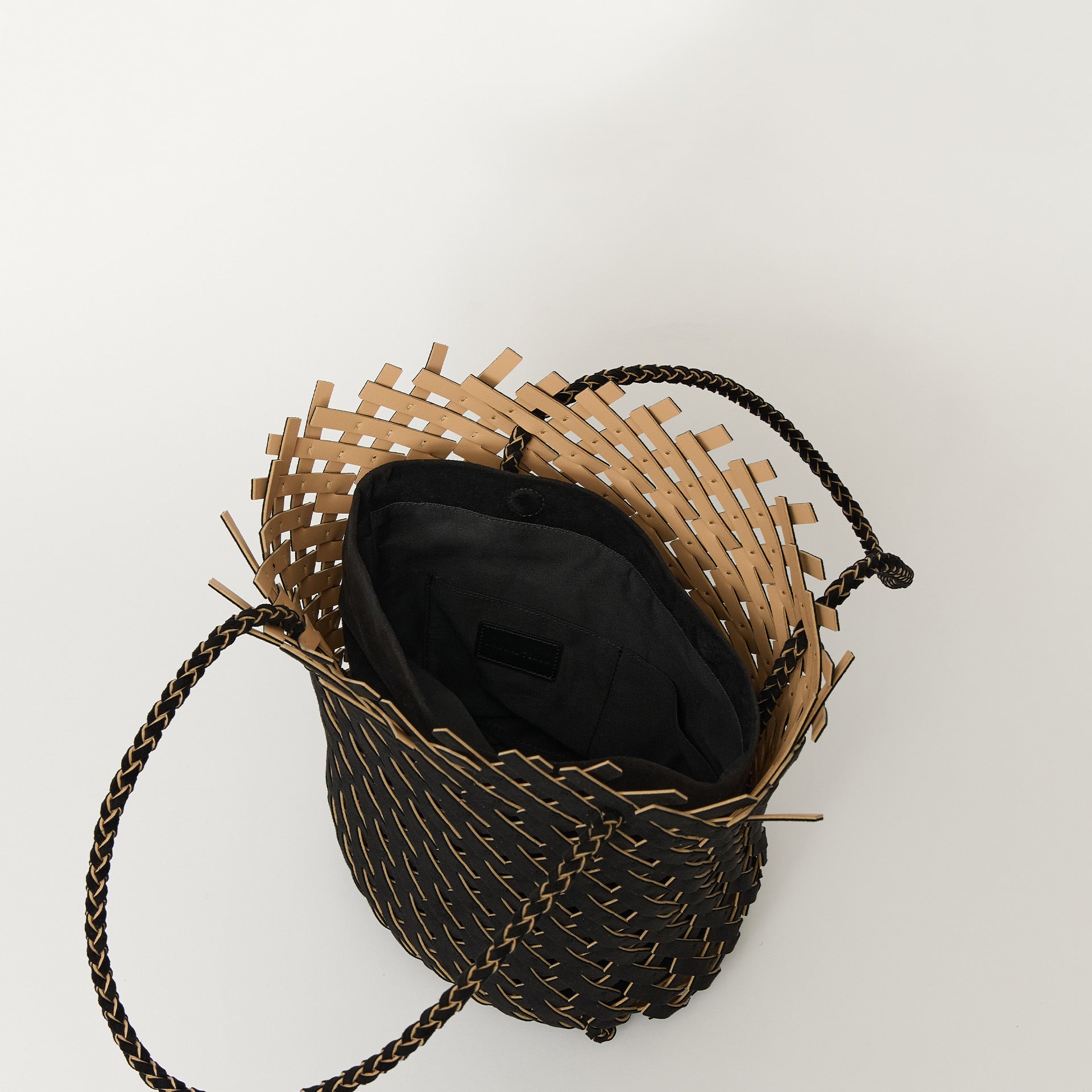 KAGO - BLACK – MARY AL TERNA