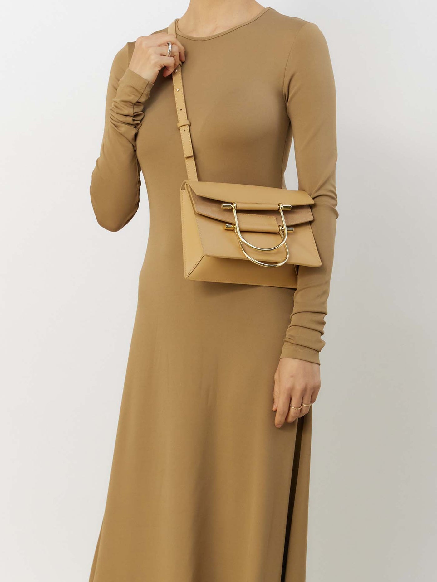 LEAN - BEIGE – MARY AL TERNA