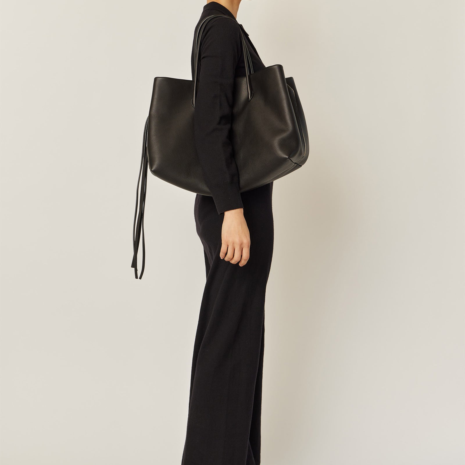 RIKYU - BLACK (SHRINK LEATHER) – MARY AL TERNA