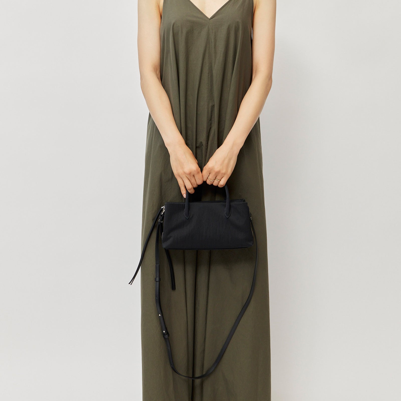 RIKYU - BLACK (RECYCLED NYLON) – MARY AL TERNA