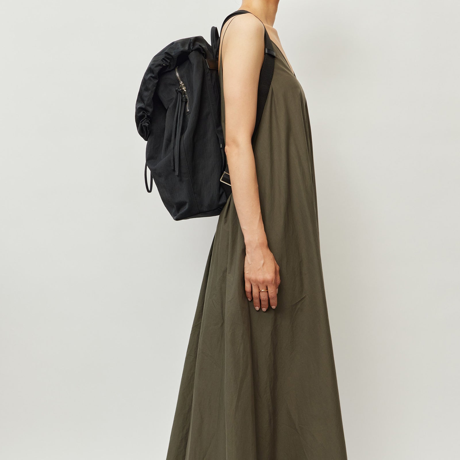 WRING - BLACK (RECYCLED NYLON) – MARY AL TERNA