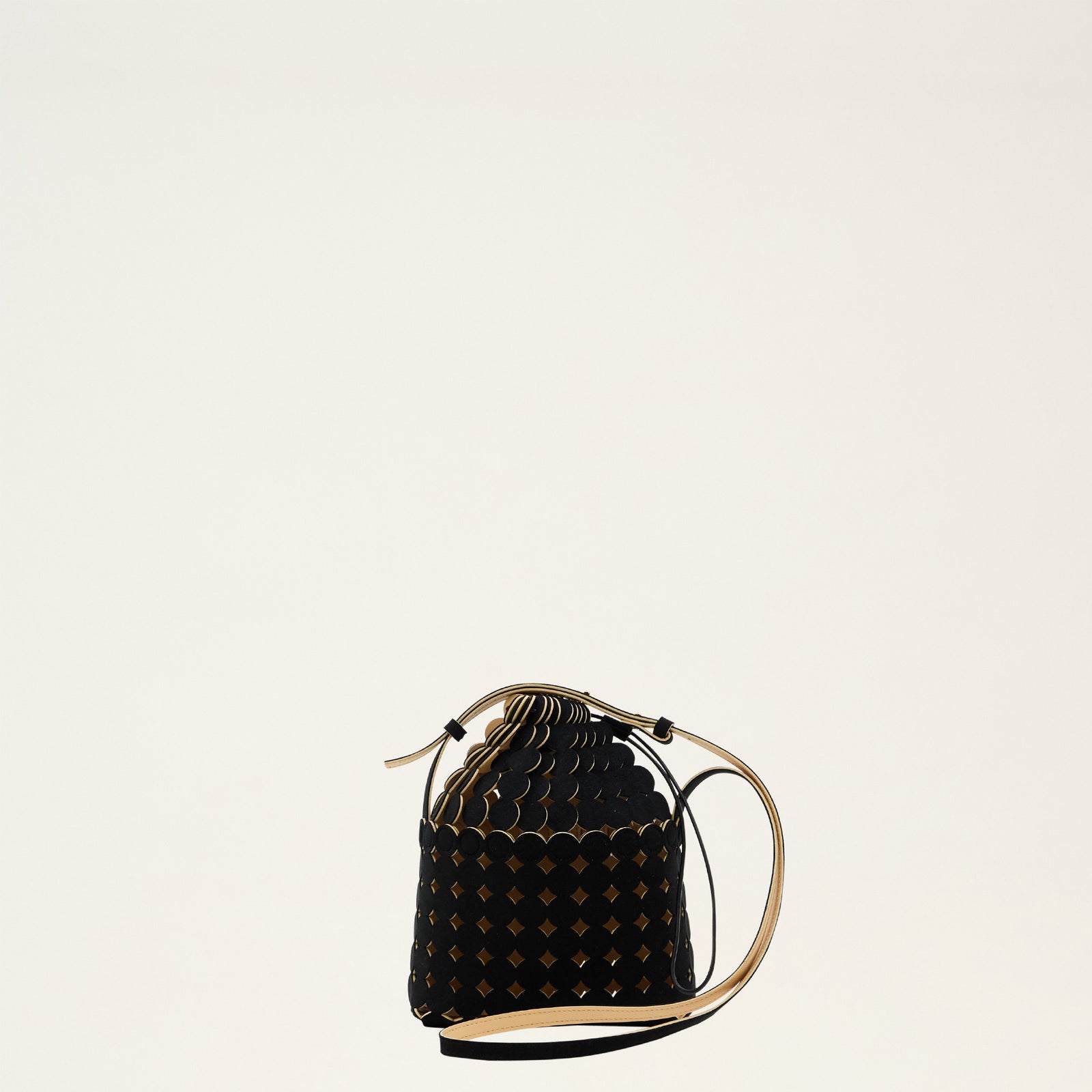 MOON-BLACK – MARY AL TERNA