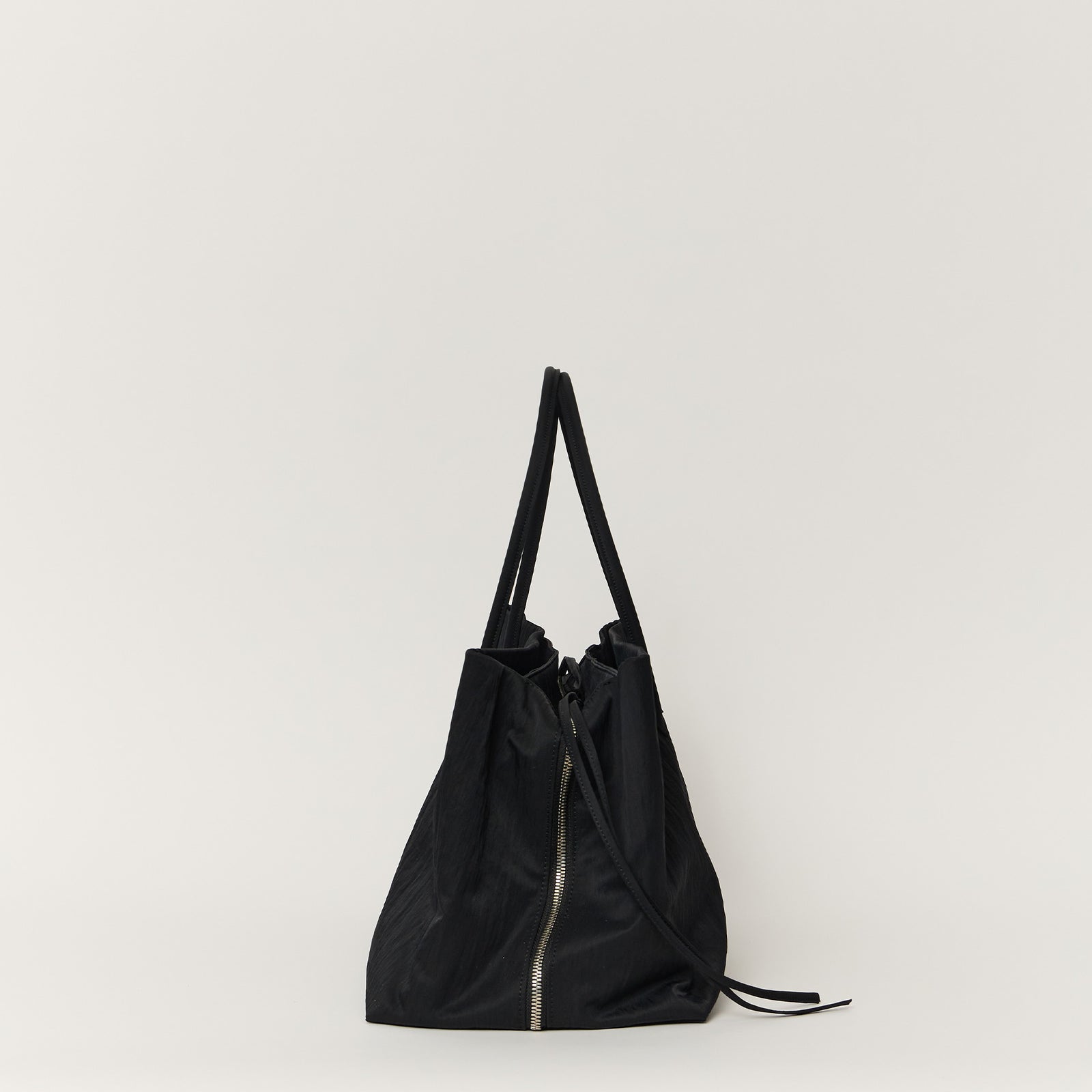 RIKYU - BLACK (RECYCLED NYLON) – MARY AL TERNA