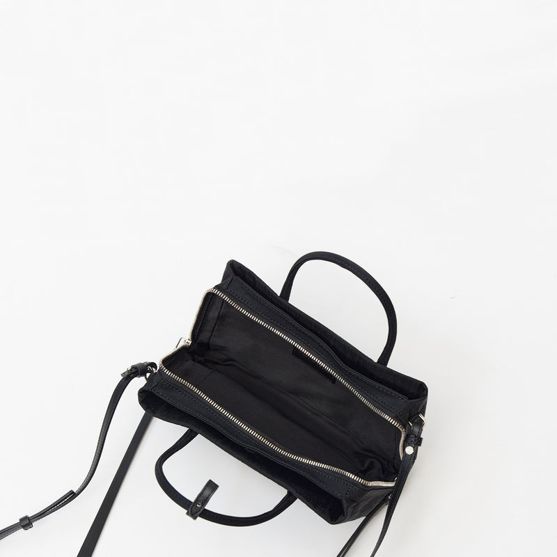 RIKYU - BLACK (RECYCLED NYLON) – MARY AL TERNA