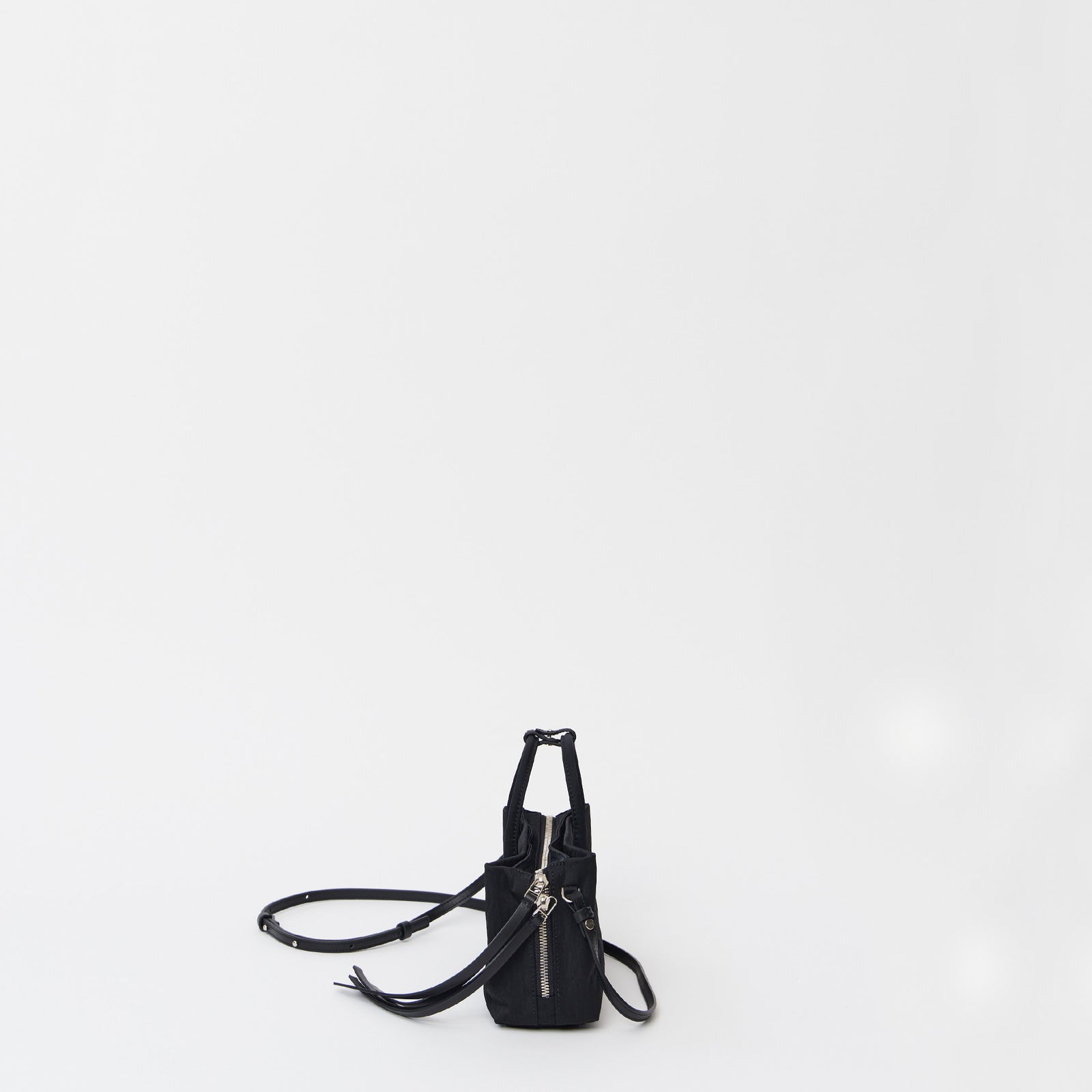 RIKYU - BLACK (RECYCLED NYLON) – MARY AL TERNA